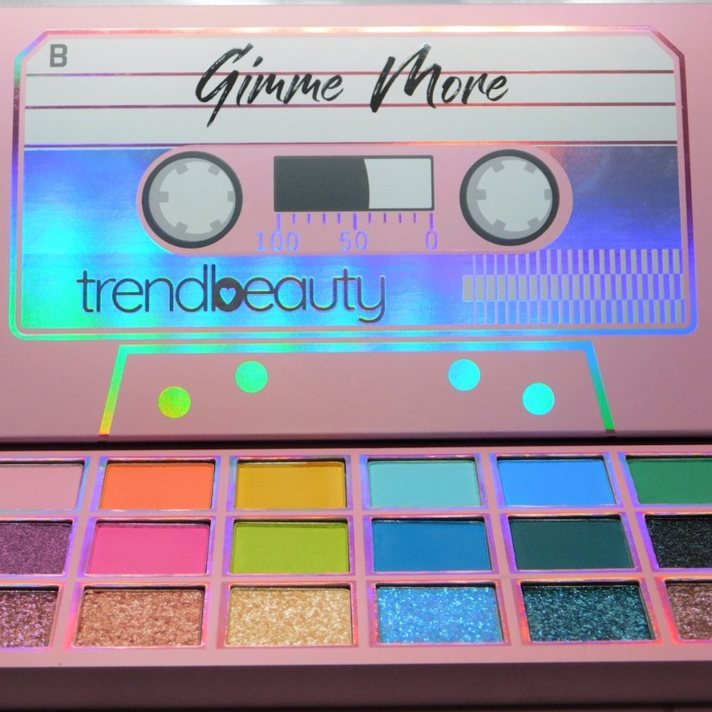 Gimme More Eye Shadow Palette
